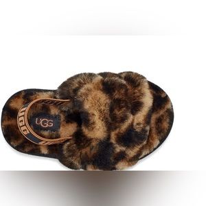Uggs y fluff yeah slide panther print size 8
